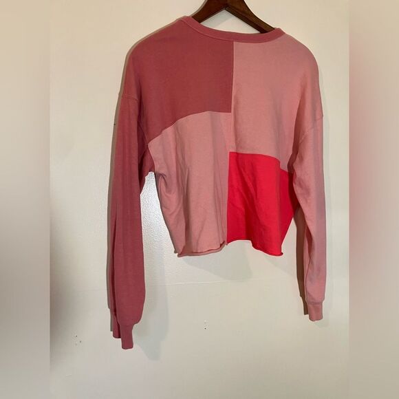 Wild Fable, cropped sweatshirt, long sleeve, excellent condition, extra small - Picture 3 of 5